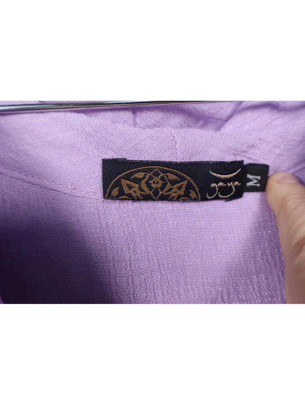 Gaya Belarus lavender cowl neck sleeveless‎ top size Medium silk blend - Picture 4 of 8